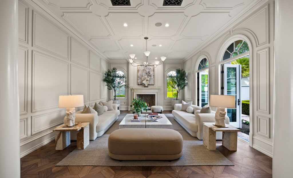 1-Shell-Beach-livingroom
