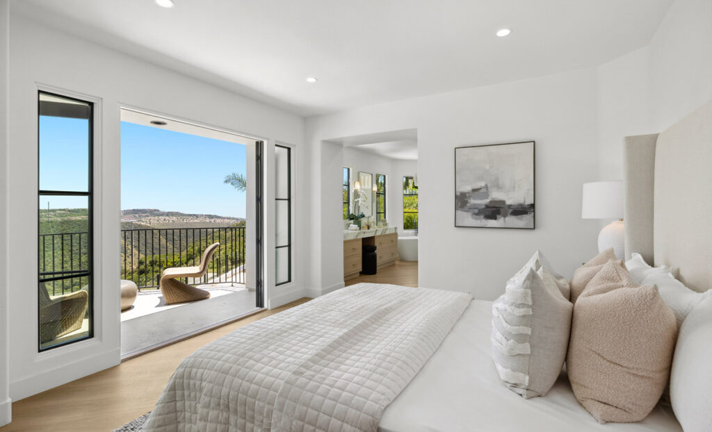 18-Clearview-Master-Bedroom